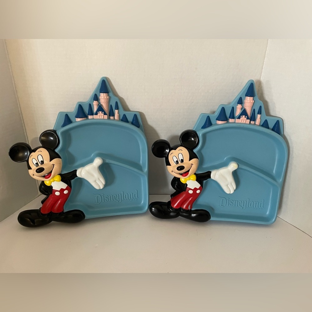 Lot 2 Vintage Disneyland Park Divided Childs Plate Tray Mickey Mouse Castle Set